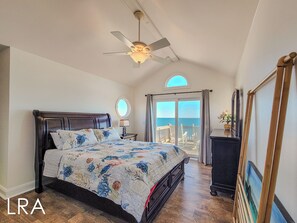 6 bedrooms, iron/ironing board, WiFi, bed sheets - Inn Luxury South | Luxe Life by the Sea (Surf City)
