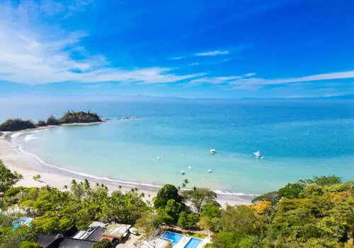 Stunning 2 Bedroom Apartment in Punta Esmeralda , Costa Rica