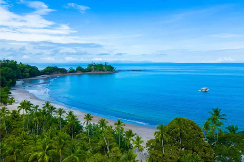 Stunning 2 Bedroom Apartment in Punta Esmeralda , Costa Rica