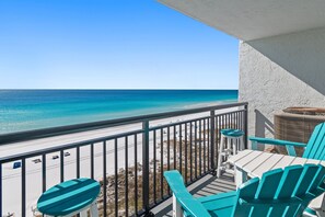 Property grounds - 🌞Gulf Views-Outdoor Pool-Sauna-Walk to Beach-SunDestin 909☀️ (Destin)