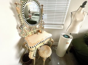 Deluxe Apartment | Desk, laptop workspace, iron/ironing board, free WiFi