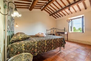 5 Schlafzimmer, WLAN, Bettwäsche