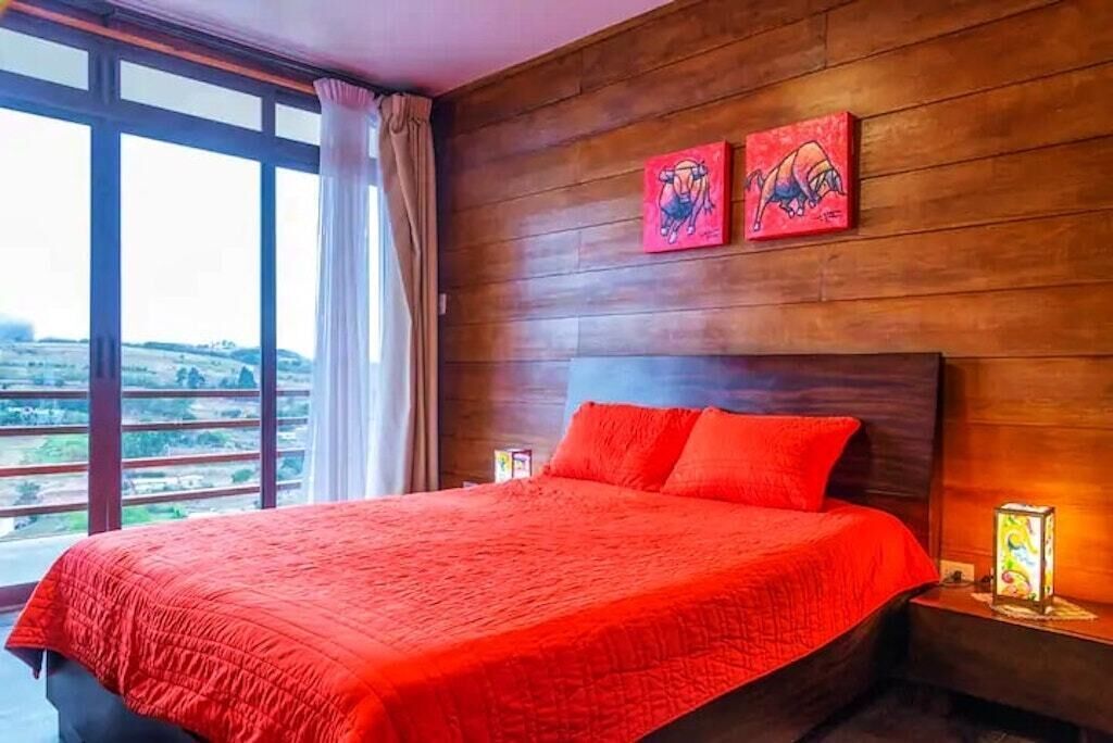 3 chambres, fer et planche à repasser, Wi-Fi gratuit