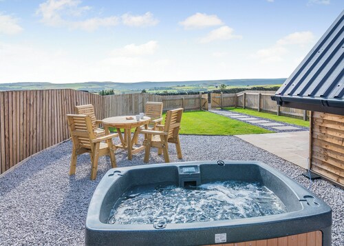 1 bedroom accommodation in Ripponden