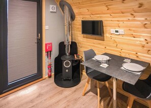 Dining - Luxury Castle Pod with Hot Tub Pet Friendly (Haltwhistle)