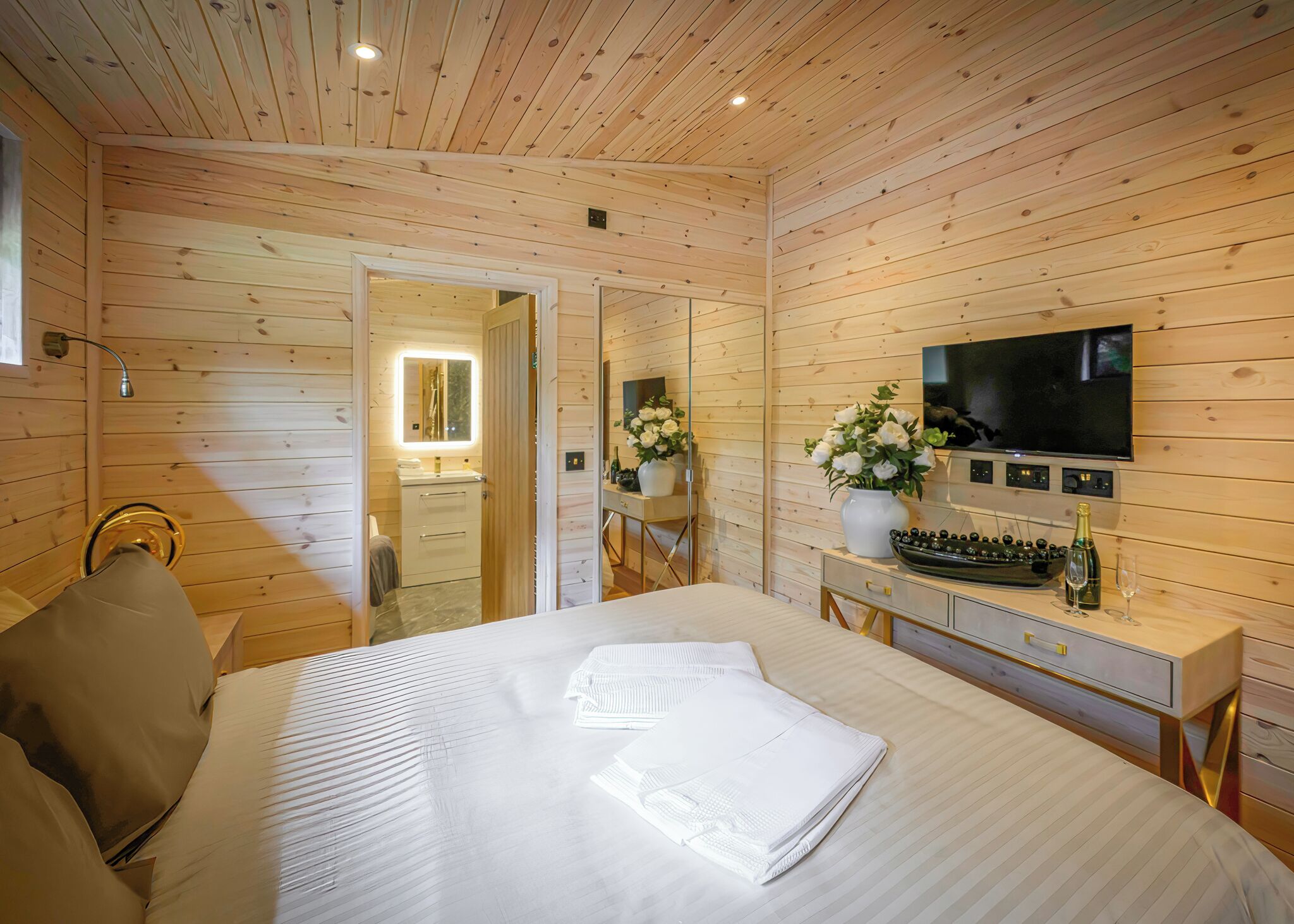 2 bedrooms