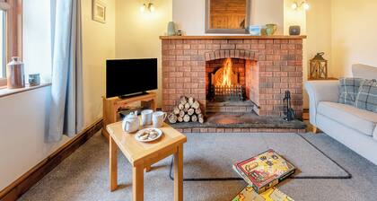 Rose Cottage - UK48132