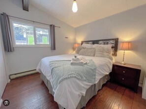 Internet, bed sheets