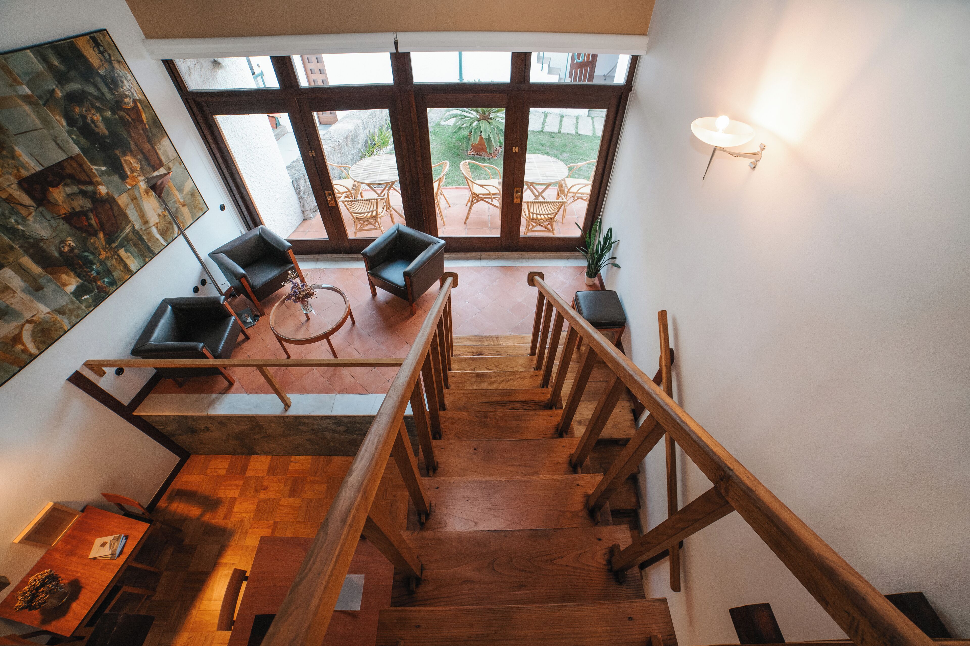 المنشأة من الداخل