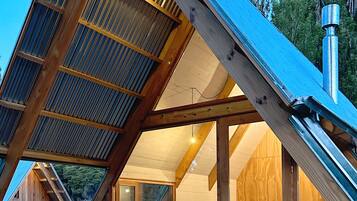 Superior huisje, uitzicht op tuin | Terras