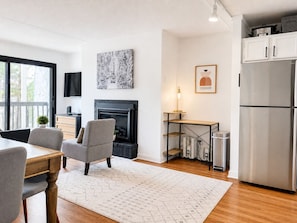 Interior - BlueBird Escape- Pool, Near Bike Park and Golf! (Killington)