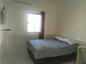 Quarto quádruplo standard | Wi-Fi de cortesia