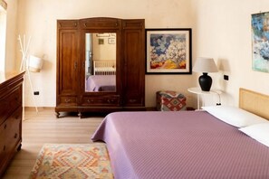 Iron/ironing board, WiFi, bed sheets - Nature and silence near Verona - Mezzane di Sotto (VR) -pet-friendly (Veneto)