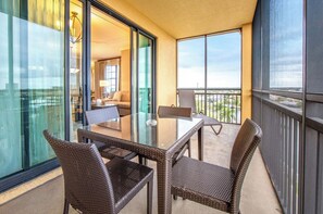 Dining - Rare, Spacious 3 Bedroom 2 Bathroom on Marco Island, FL (Marco Island)