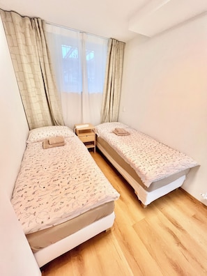2 bedrooms, iron/ironing board, WiFi, bed sheets