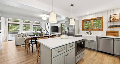 Steps to Sunrise Lift, Updated 3BR Townhome