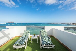 Property grounds - Home2Book Ocean View Corralejo - Terrace & Pool (Corralejo)