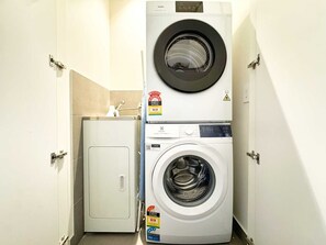 Interior - Central & Spacious Apt in Rundle Mall with Balcony (Adelaide)