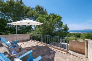 Terrace/patio - Holiday Home Es Parral with Pool & Wi-Fi (Arta)