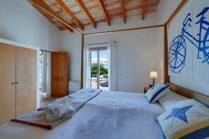 3 bedrooms, iron/ironing board, WiFi, bed sheets - Holiday Home Es Parral with Pool & Wi-Fi (Arta)