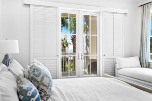 4 bedrooms, WiFi, bed sheets - NEW Gulf Views, 40 yards to the Gulf, 2 Minutes to Seaside, with LSV and Bikes (Santa Rosa Beach)
