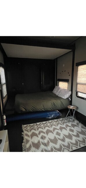 3 bedrooms, WiFi, bed sheets - 2-bedroom get away just 10 minutes from Polson (Polson)