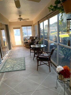 Interior - 3/2 Designer in the Village of Hadley (The Villages)