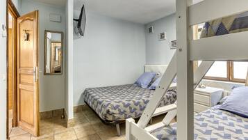 3 Schlafzimmer, Bügeleisen/Bügelbrett, WLAN, Bettwäsche