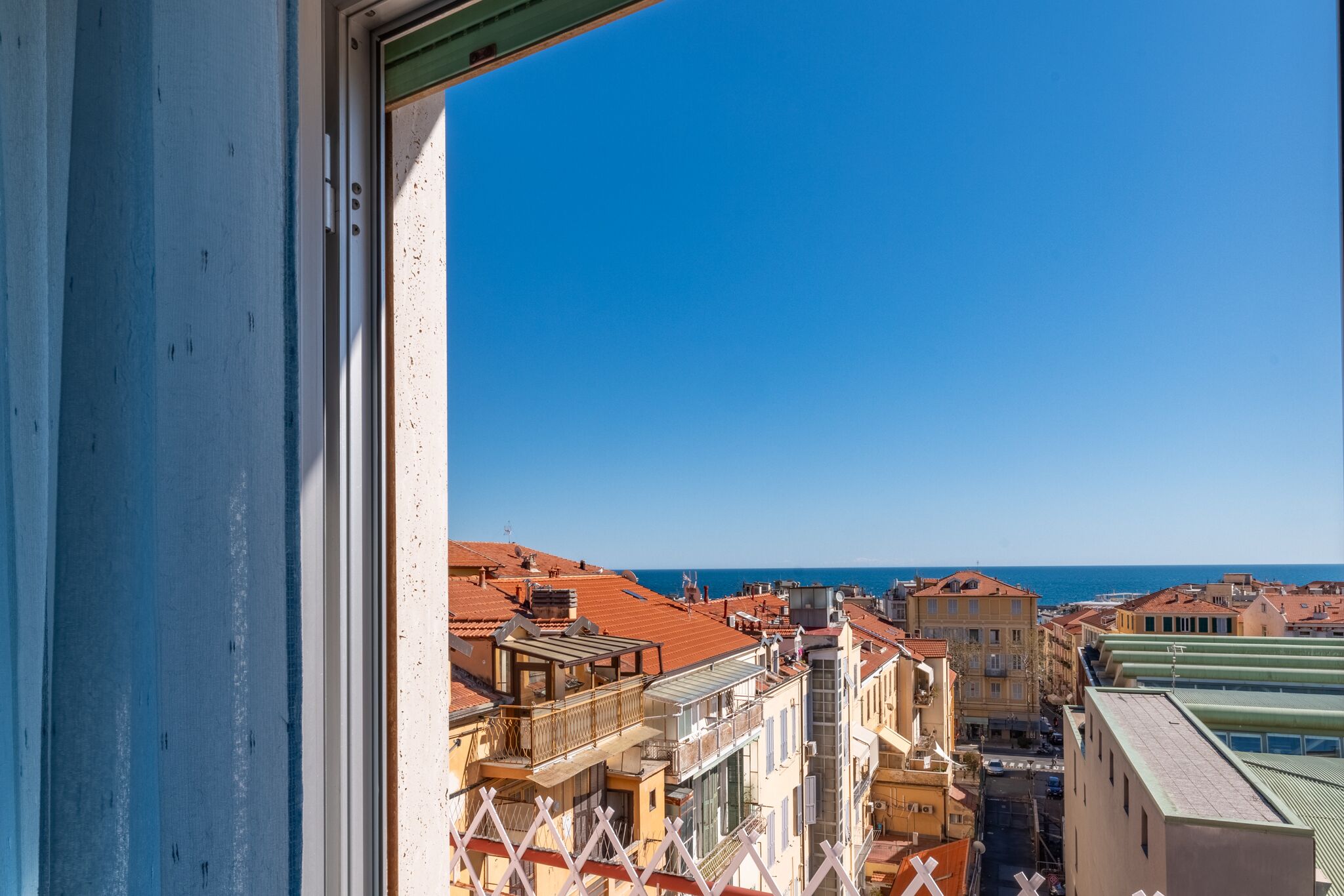 Lägenhet - flera sängar - husdjur tillåtna - viss havsutsikt | Utsikt mot vattnet