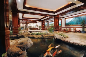 Spa - 20th Fl Waikiki Banyan | King | AC | Parking (Honolulu)
