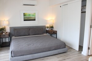 2 dormitorios, tabla de planchar con plancha, wifi gratis y ropa de cama