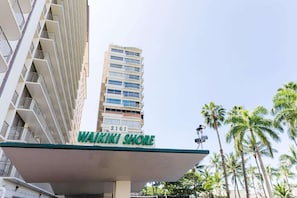 Exterior - 10th Fl Waikiki Shore Studio | Beach front | AC (Honolulu)