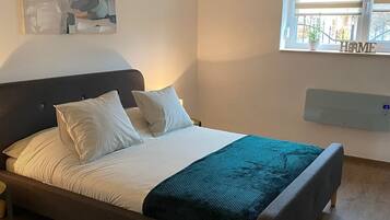 1 soveværelse, internetforbindelse