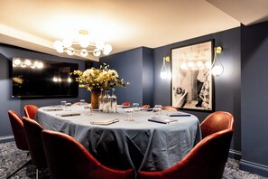 Meeting facility - The Royal Bell (Bromley)