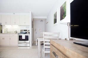 Fridge, microwave, oven, stovetop - 4th Fl Marine Surf Studio | Prime Location | Parking (Honolulu)