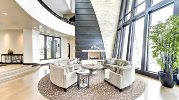 Studio (Multiple Bedrooms) | Living room | TV