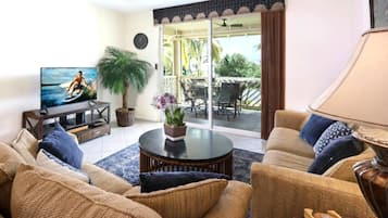 Condo (2 Bedrooms) | Living room