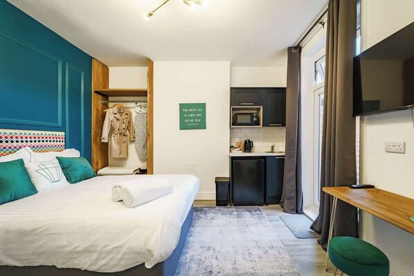 1 Schlafzimmer, Reisekinderbett, WLAN, Bettwäsche