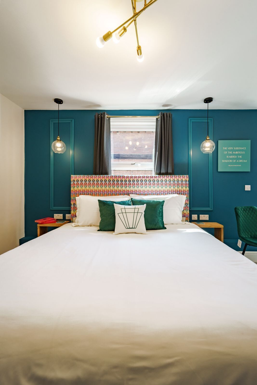 1 bedroom, travel cot, WiFi, bed sheets