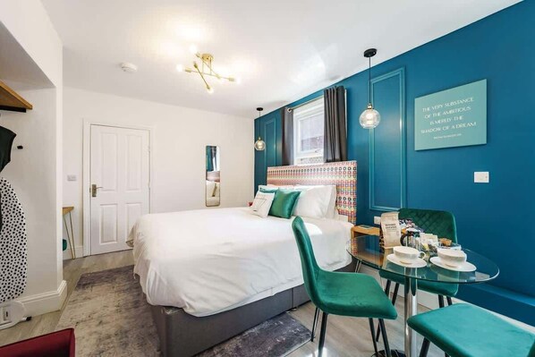 1 Schlafzimmer, Reisekinderbett, WLAN, Bettwäsche