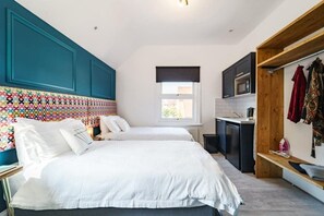 1 chambre, lit parapluie, Wi-Fi, draps fournis