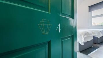 1 habitación, cuna de viaje, wifi y ropa de cama