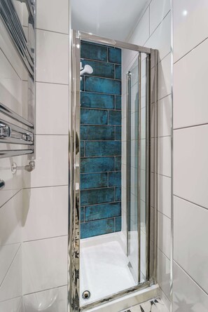 Dusche, Haartrockner