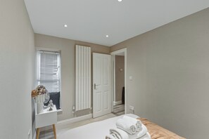 1 bedroom, iron/ironing board, Internet, bed sheets