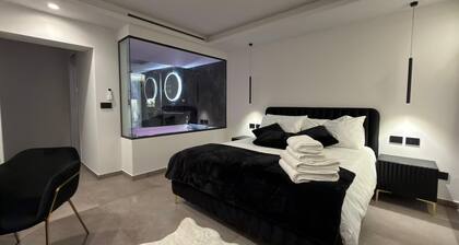 Coco Noir Luxury Villa