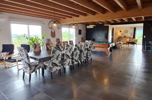 Dining - Holiday Home “Villa des Ermites” with Mountain View, Wi-Fi & Air Conditioning (Favières)