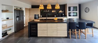 Holiday Home “Villa des Ermites” with Mountain View, Wi-Fi & Air Conditioning