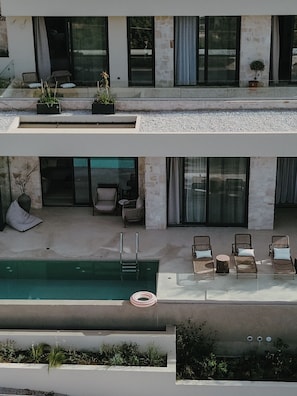 Outdoor pool - Lithos villa by Elements villas (Kokkino Chorio)