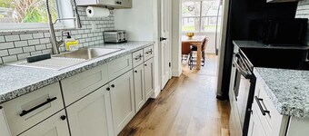 3-bedroom house in tranquil Port Charlotte with cool AC