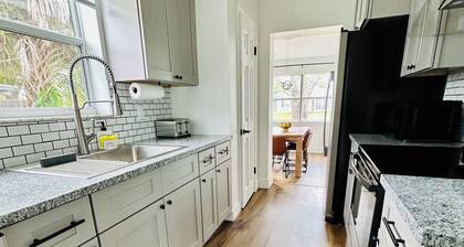 3-bedroom house in tranquil Port Charlotte with cool AC